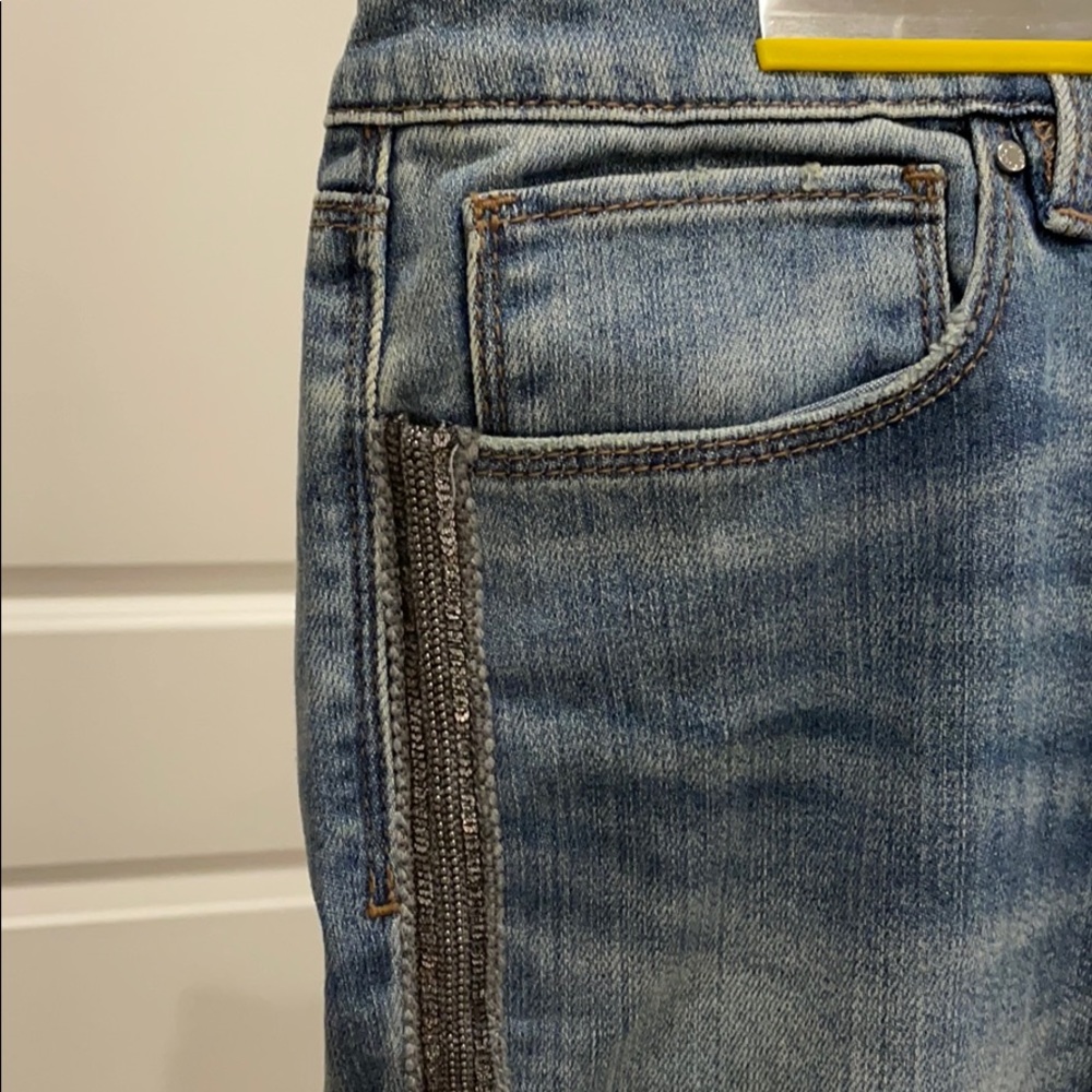 Jeans - Picture 2 of 3